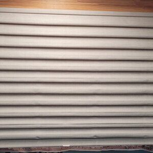 Hunter Douglas Vignette Roman Shade 75 x 48